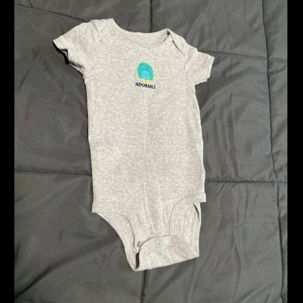 Set of 3 Carter's Onesies - Picture 3 of 5